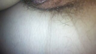 Kayden Kross dia nilelaka sy nilelaka tsara ny puviny mazoto