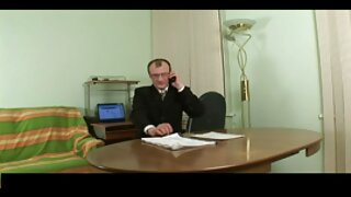Manao firaisana amin'ny anal i Horny brunette